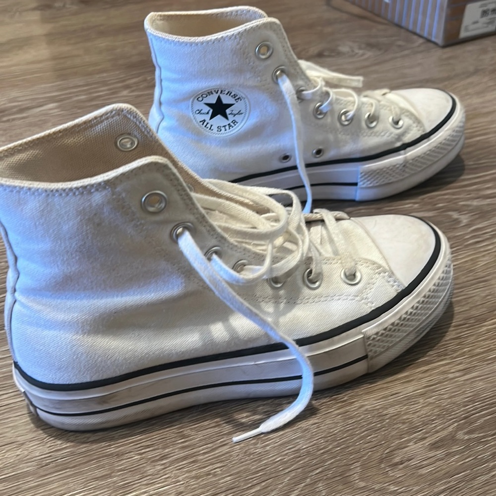 Hightop White Platform Converse